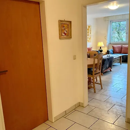 Zentral Und Ruhig - Gut Ausgestattete Mit Balkon Fuer 1-3 Personen