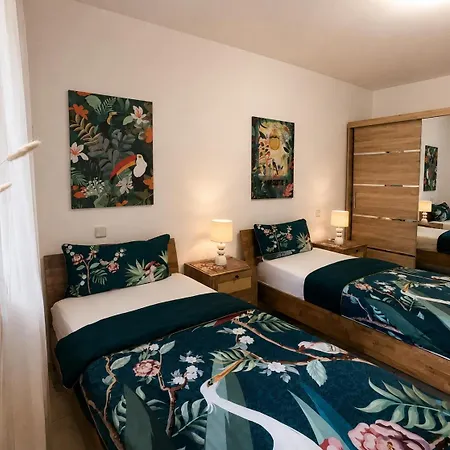 Zentral Und Ruhig - Gut Ausgestattete Mit Balkon Fuer 1-3 Personen * Wuppertal