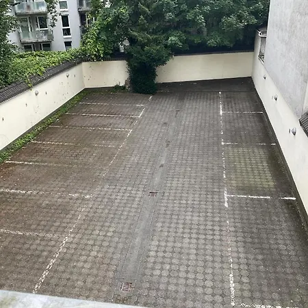 Zentral Und Ruhig - Gut Ausgestattete Mit Balkon Fuer 1-3 Personen Apartmán *