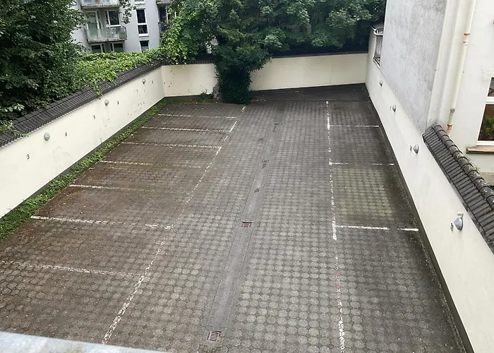 Appartement Zentral Und Ruhig - Gut Ausgestattete Mit Balkon Fuer 1-3 Personen *