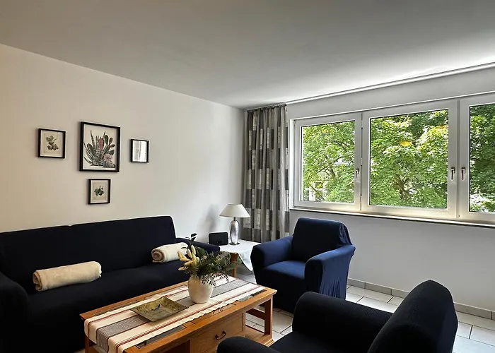 Appartement Zentral Und Ruhig - Gut Ausgestattete Mit Balkon Fuer 1-3 Personen *