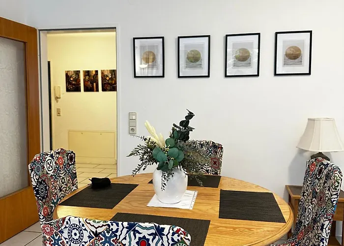 Zentral Und Ruhig - Gut Ausgestattete Mit Balkon Fuer 1-3 Personen Wuppertal